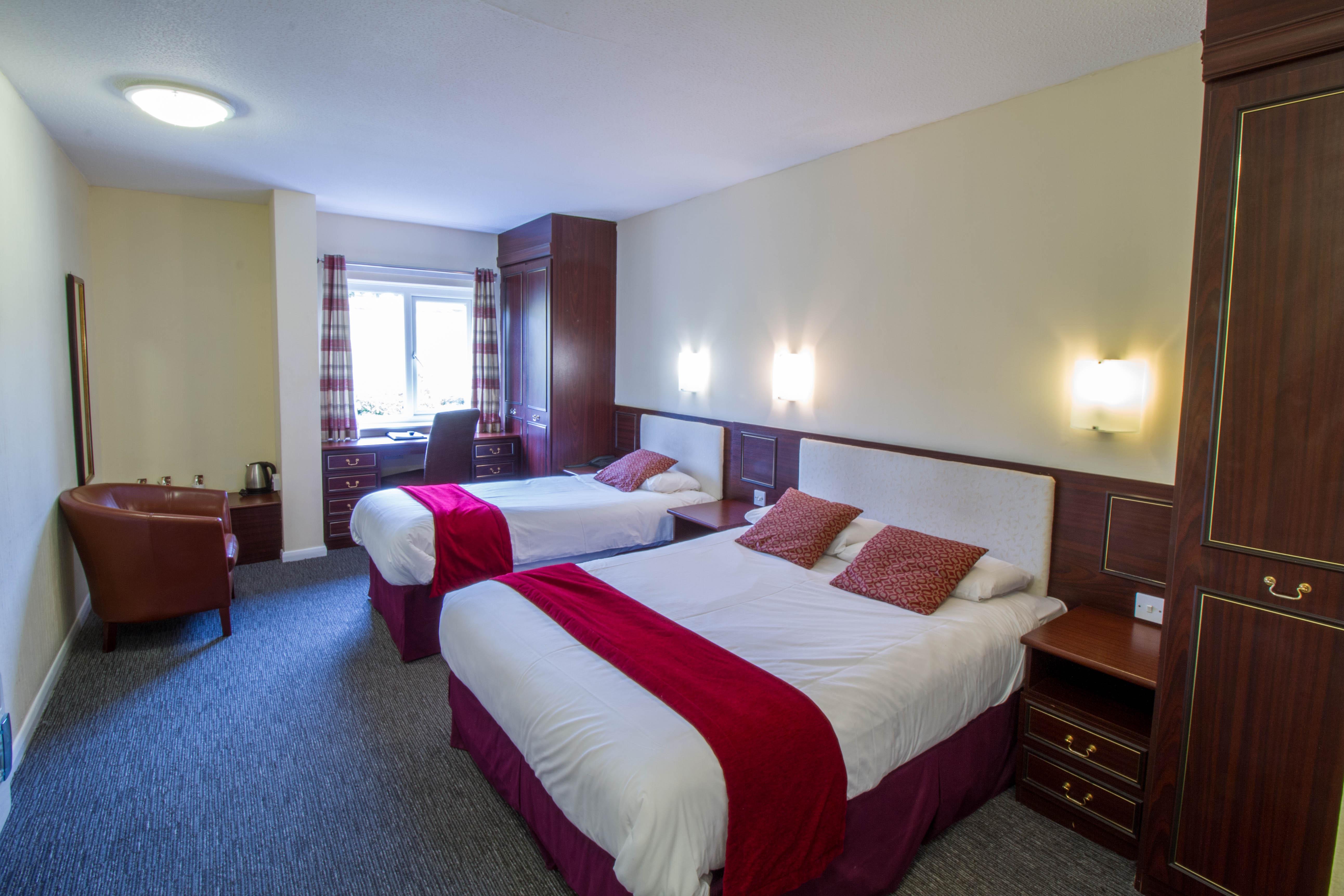 Springfield Hotel & Health Club Halkyn Екстериор снимка