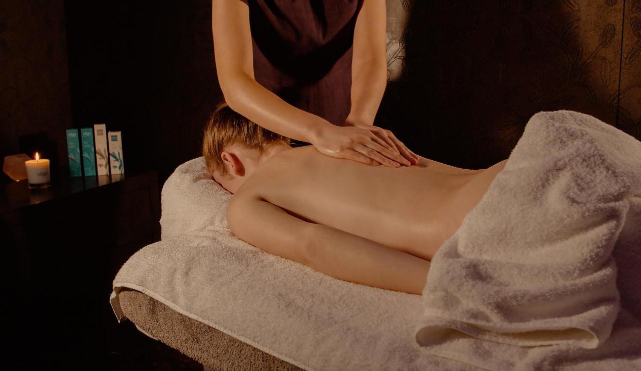 Springfield Hotel & Health Club Halkyn Екстериор снимка