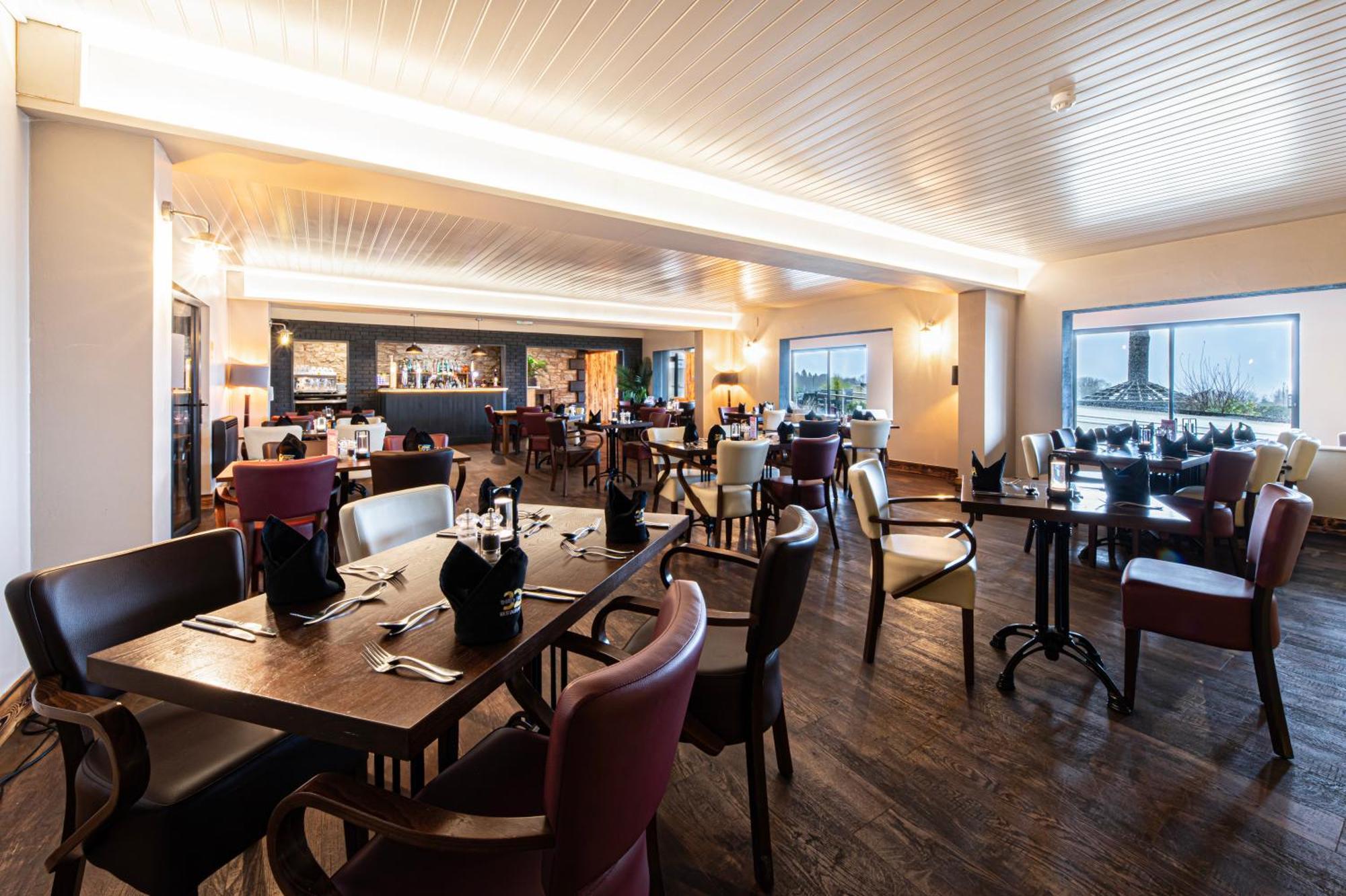 Springfield Hotel & Health Club Halkyn Екстериор снимка