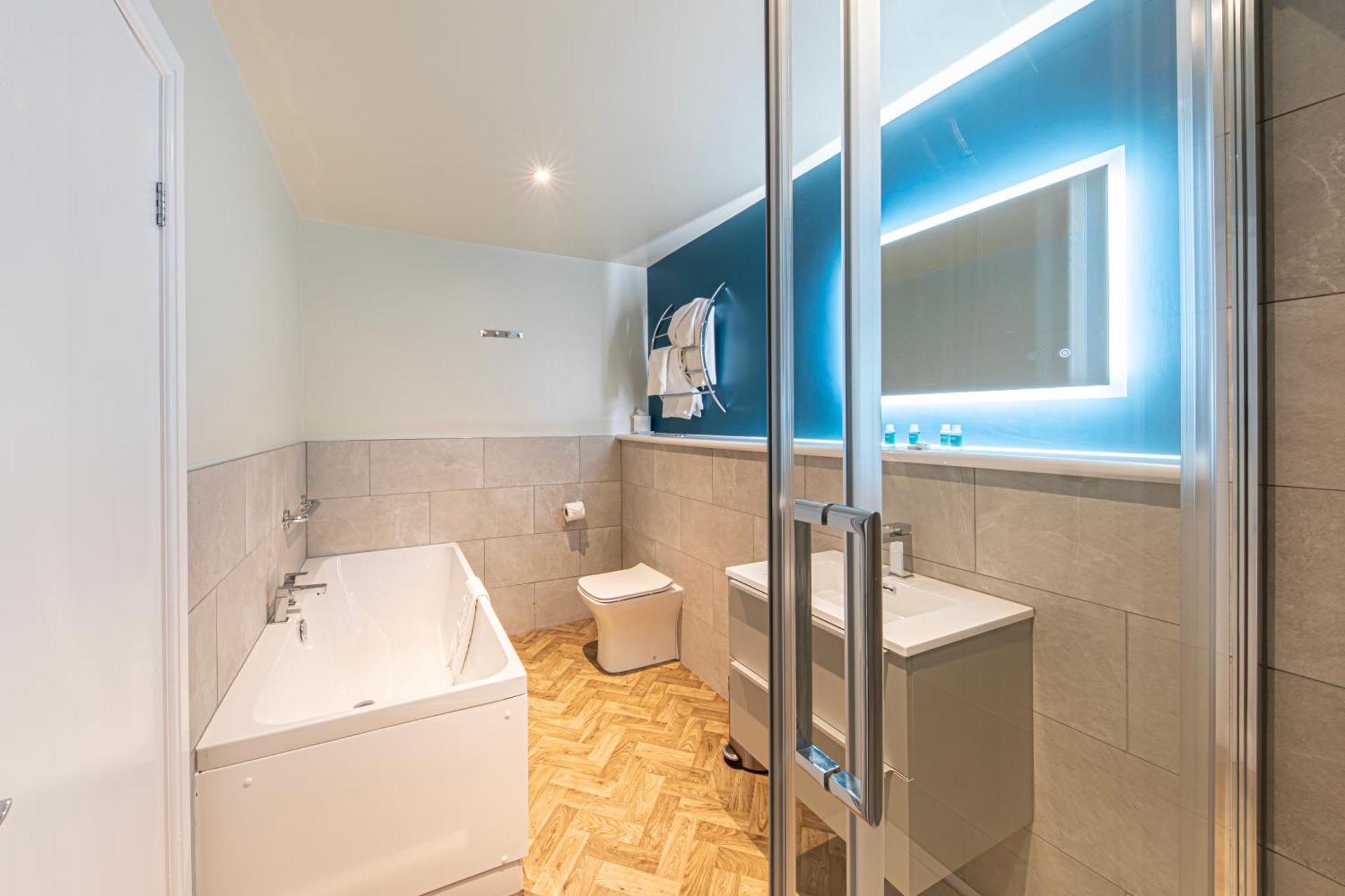 Springfield Hotel & Health Club Halkyn Екстериор снимка