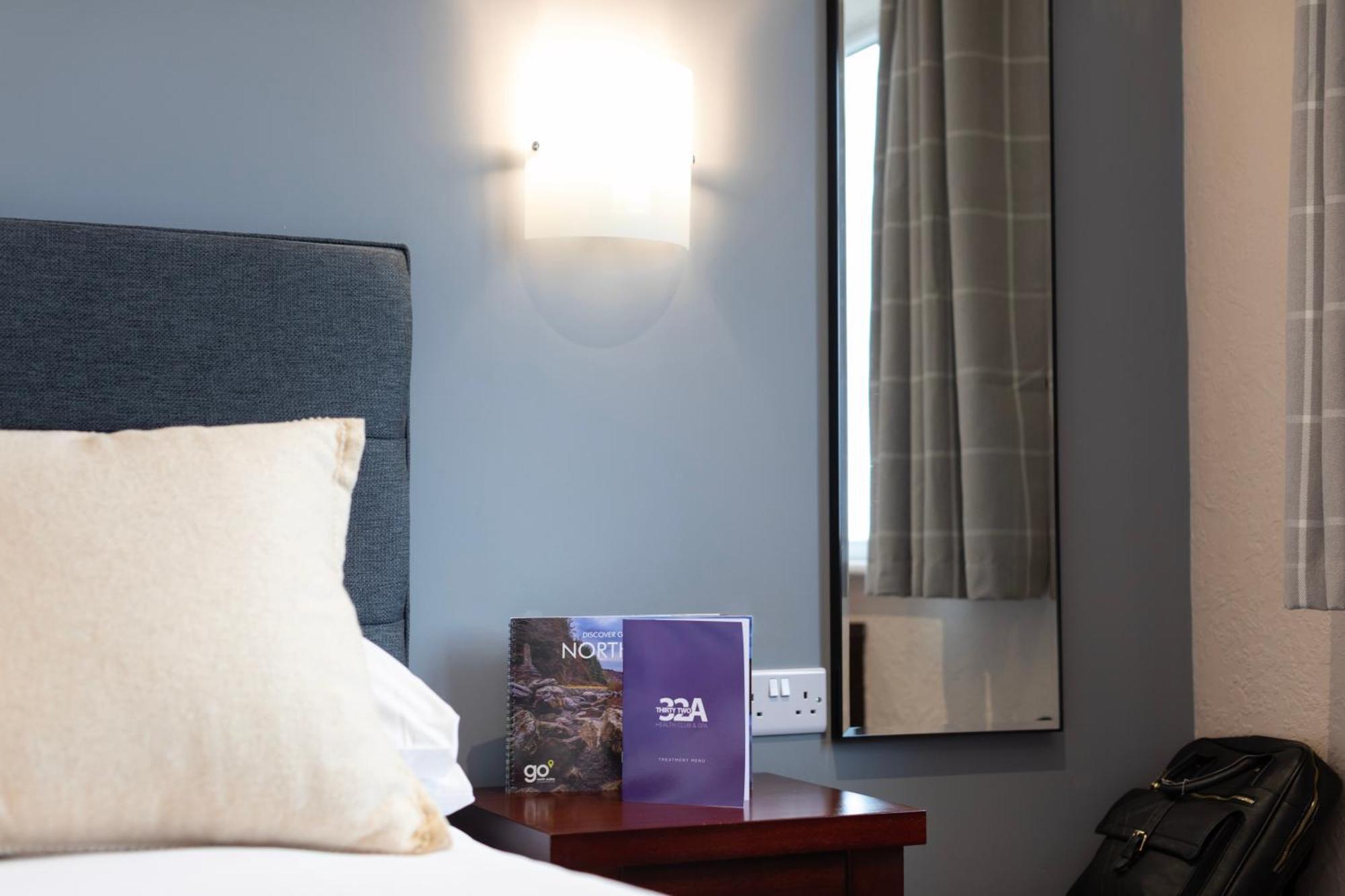 Springfield Hotel & Health Club Halkyn Екстериор снимка