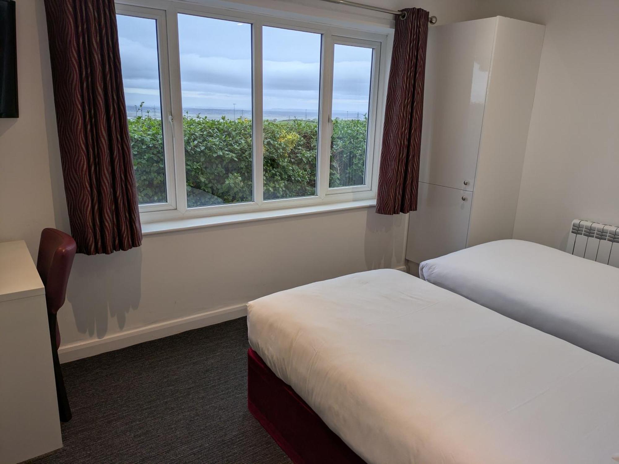 Springfield Hotel & Health Club Halkyn Екстериор снимка